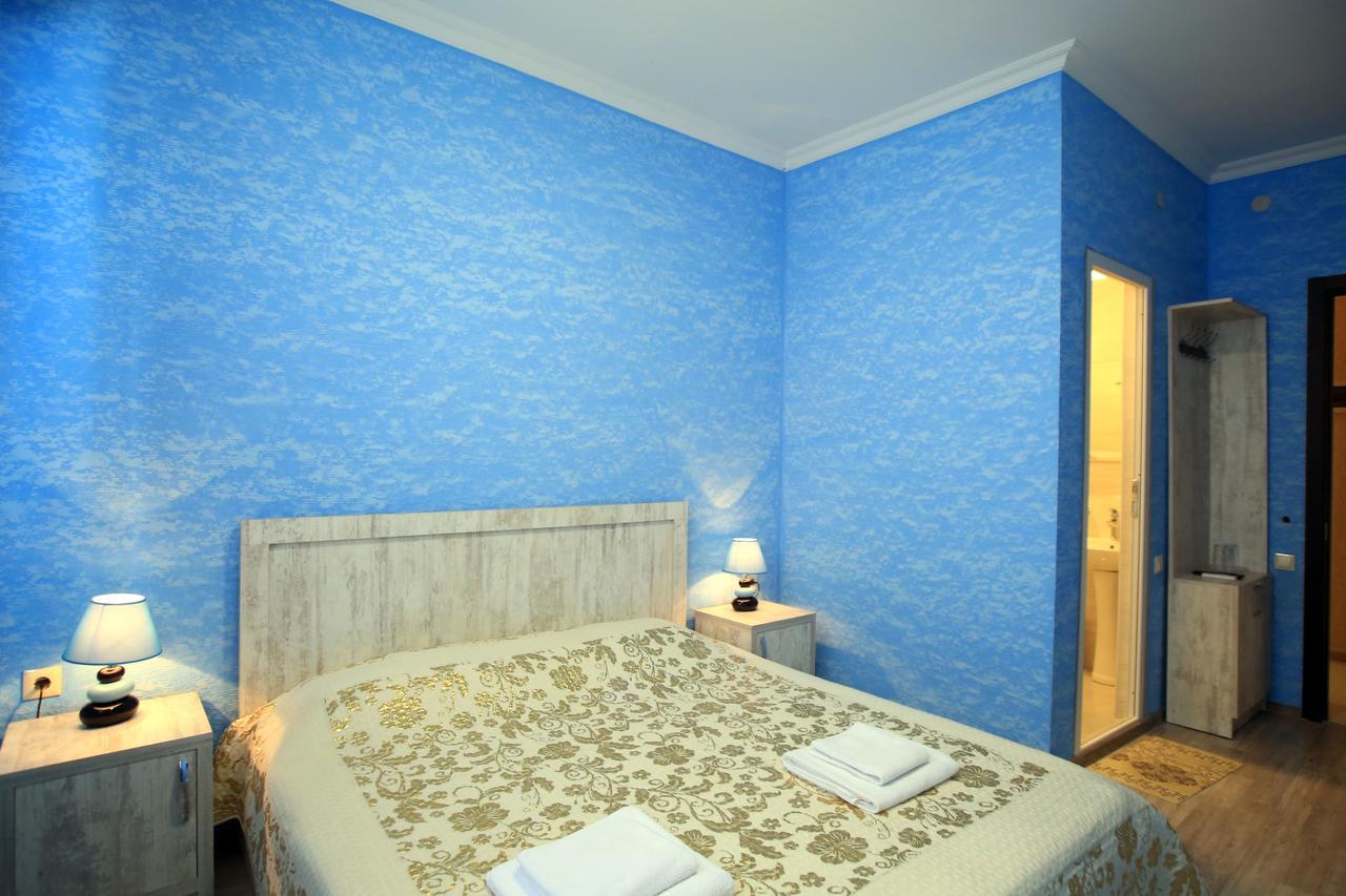Hotel Taia Kutaisi Esterno foto